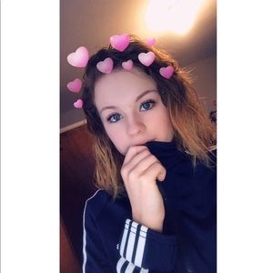 Meet your Posher, Karissa